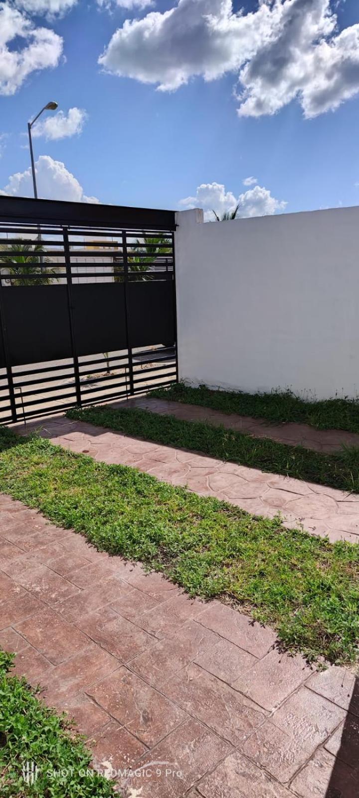 A Comfortable Place To Be * Mérida